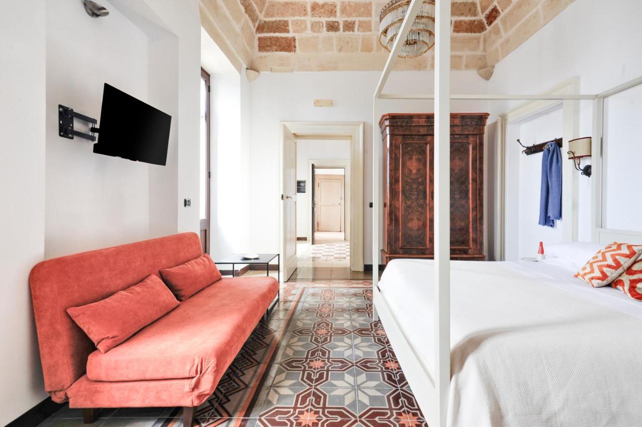 Castriota19 - Jacuzzi Room & Apartment Sit Λέτσε Εξωτερικό φωτογραφία