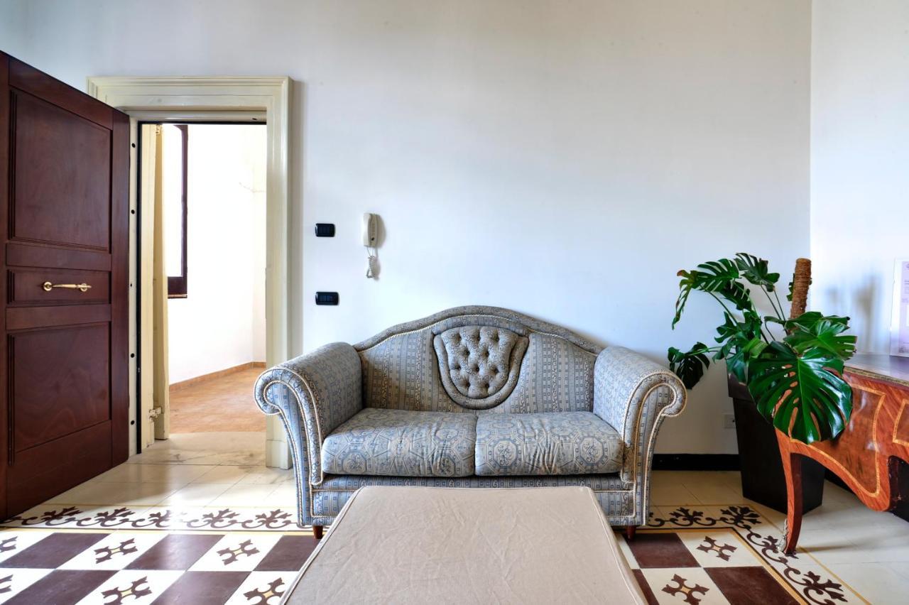 Castriota19 - Jacuzzi Room & Apartment Sit Λέτσε Εξωτερικό φωτογραφία