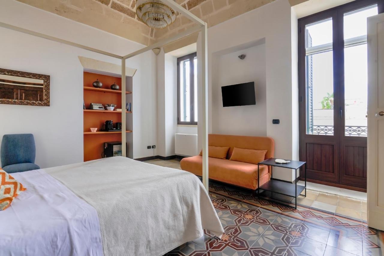 Castriota19 - Jacuzzi Room & Apartment Sit Λέτσε Εξωτερικό φωτογραφία