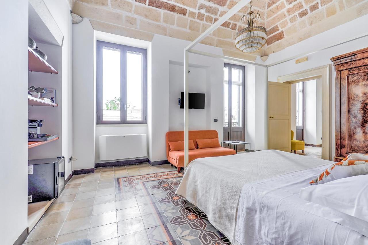 Castriota19 - Jacuzzi Room & Apartment Sit Λέτσε Εξωτερικό φωτογραφία