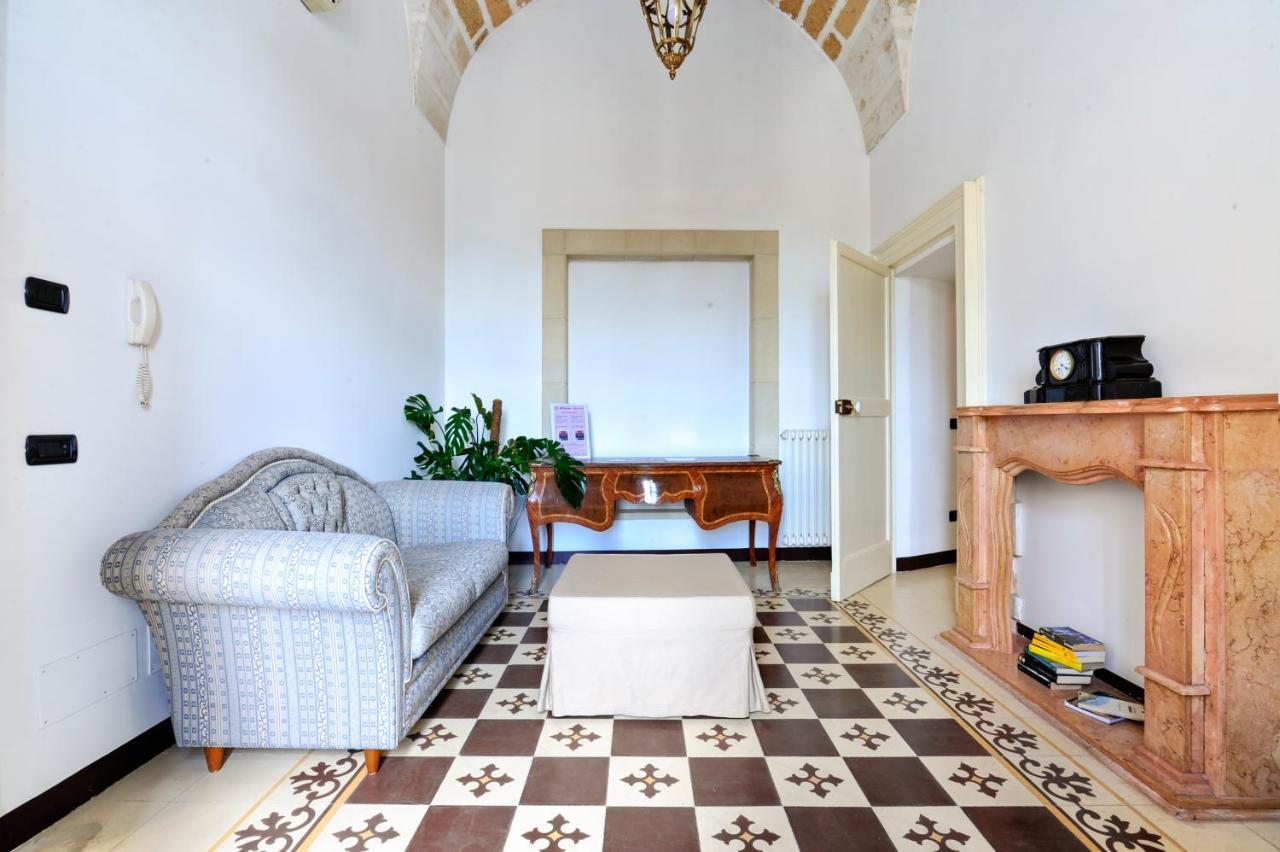 Castriota19 - Jacuzzi Room & Apartment Sit Λέτσε Εξωτερικό φωτογραφία